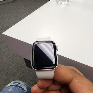 Apple watch series 5